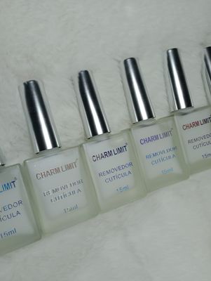 Removedor de Cuticulas Charm Limit