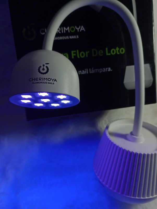 Lampara Flor Uv/Led de Loto de Cherimoya