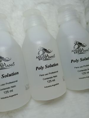 Solucion de Polygel Angela Bresciano
