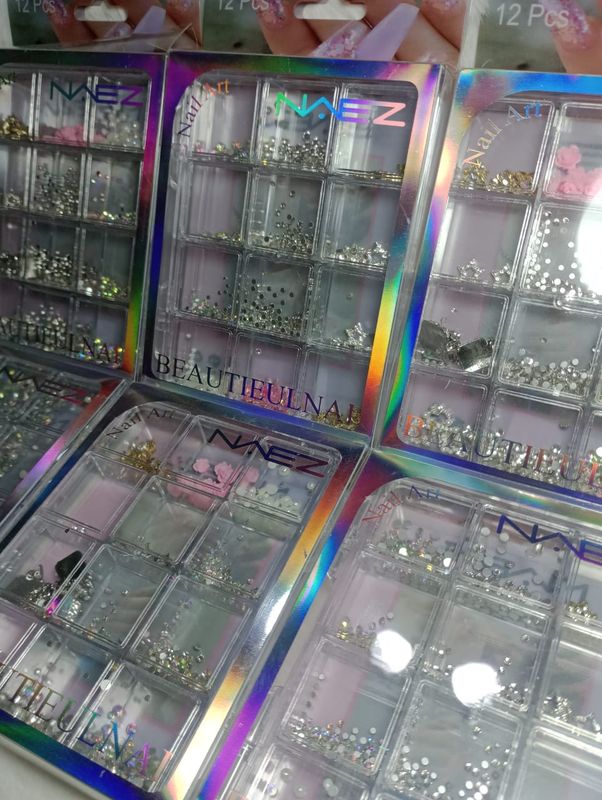 Caja de deco surtidas Naez