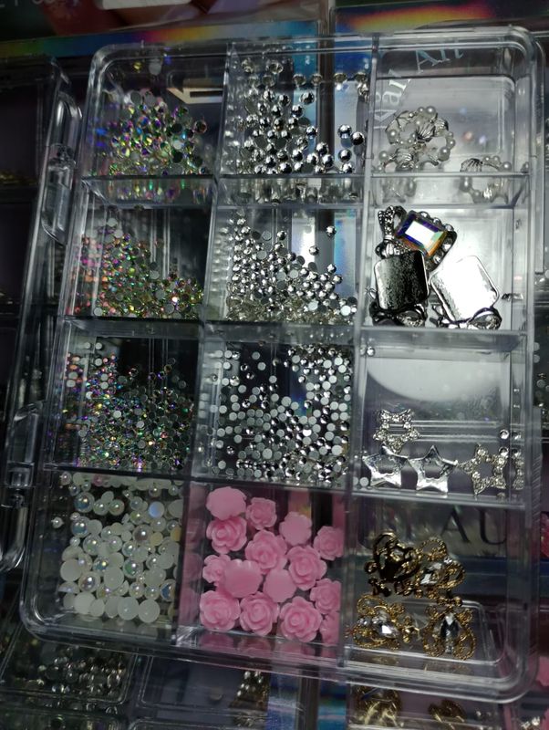 Caja de deco surtidas Naez