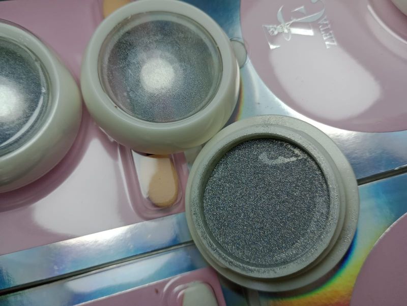 Polvo Holográfico de Zeta Beauty