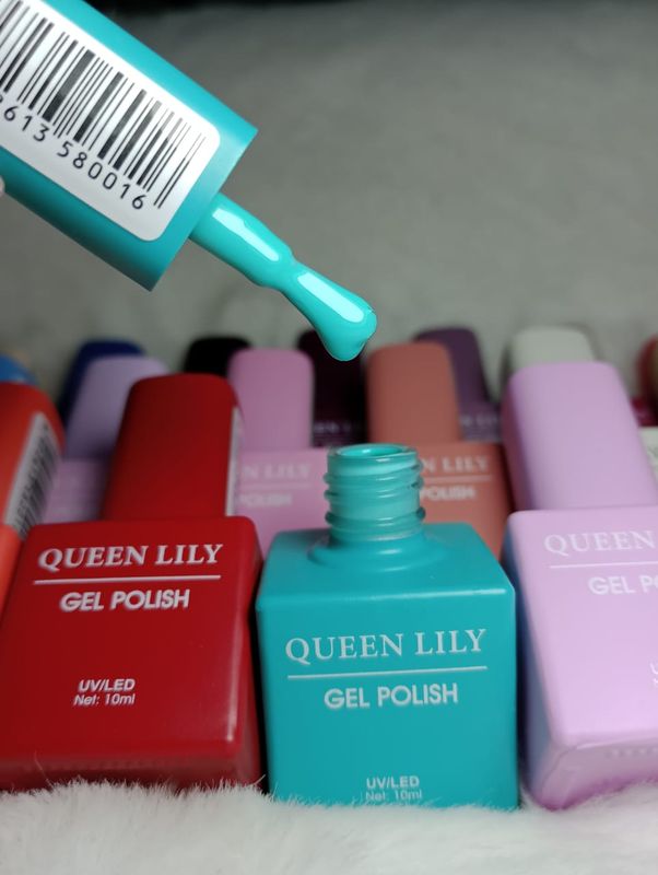 Esmaltes Semi  de Queen Lily 10ml