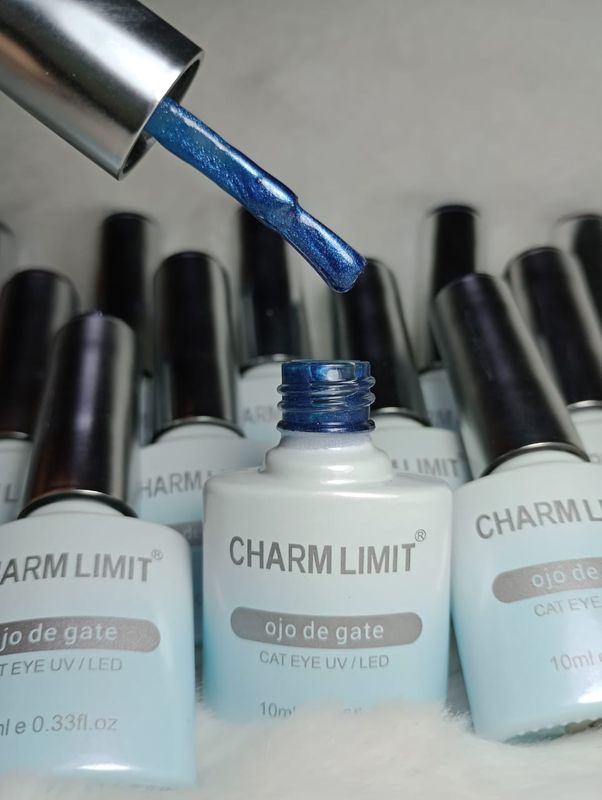Esmalte ojo de gato Blue Charm limit