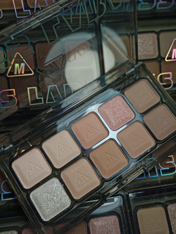 Paleta de sombras Miss Lara