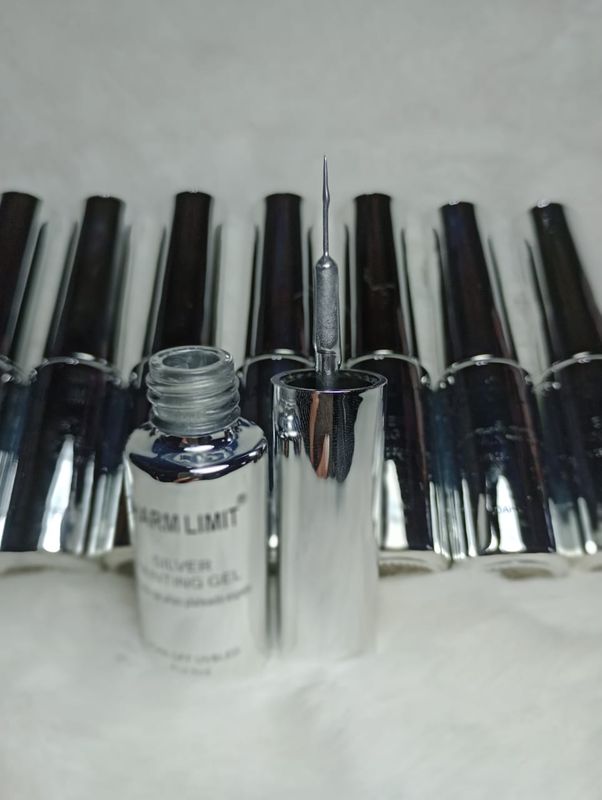 Esmalte Cromo Liner Charm Limit