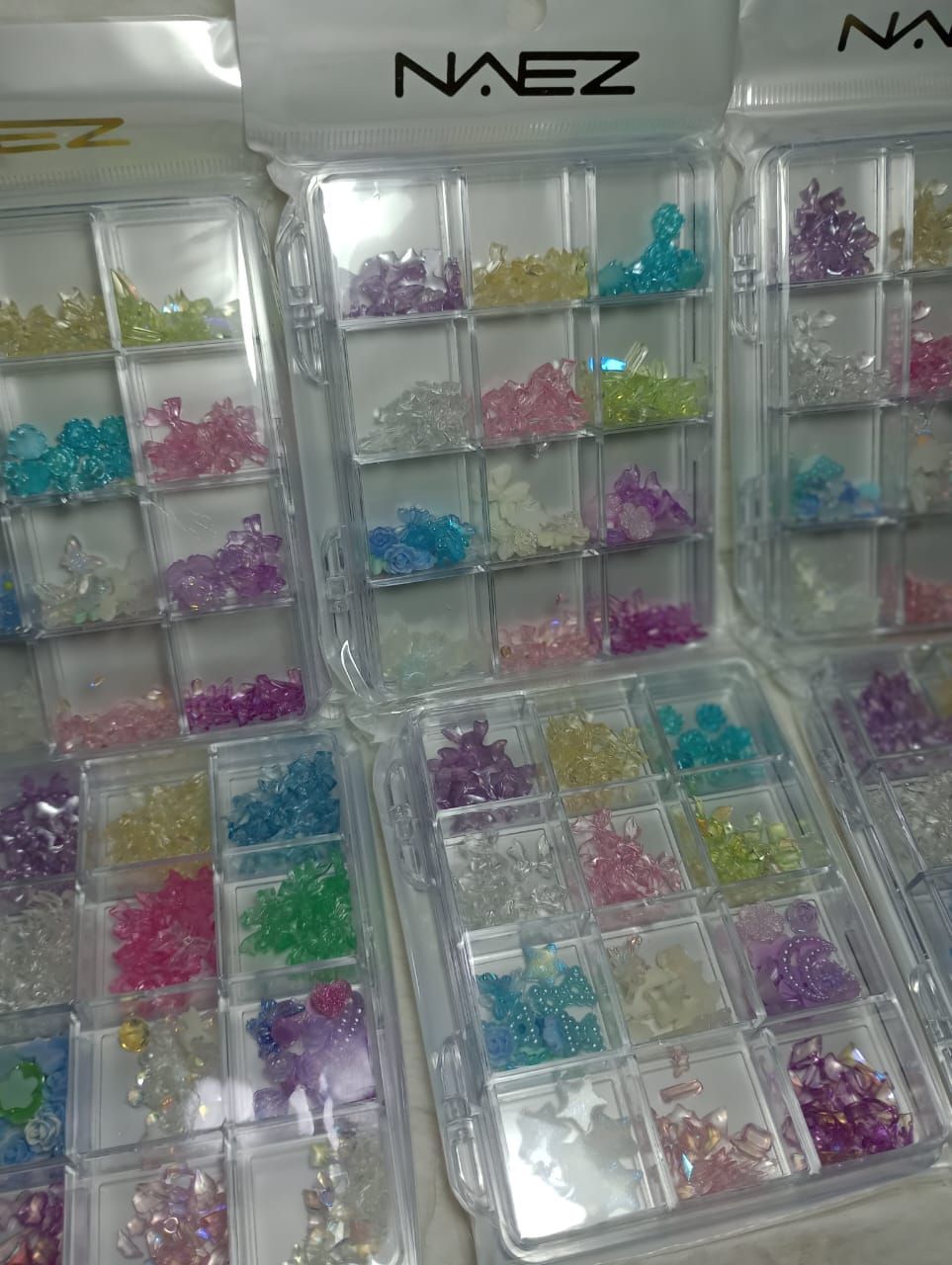 Deco plastico para Uñas surtidas