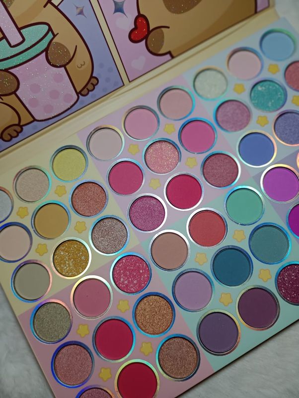 Paleta de Sombras Capibara, Stitch (Consultar Disponibles)
