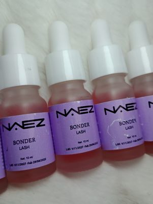 Bonder Lash de Naez