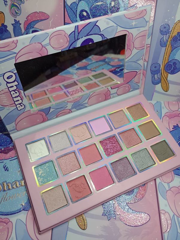 Paleta de Sombras de Stitch Ohana