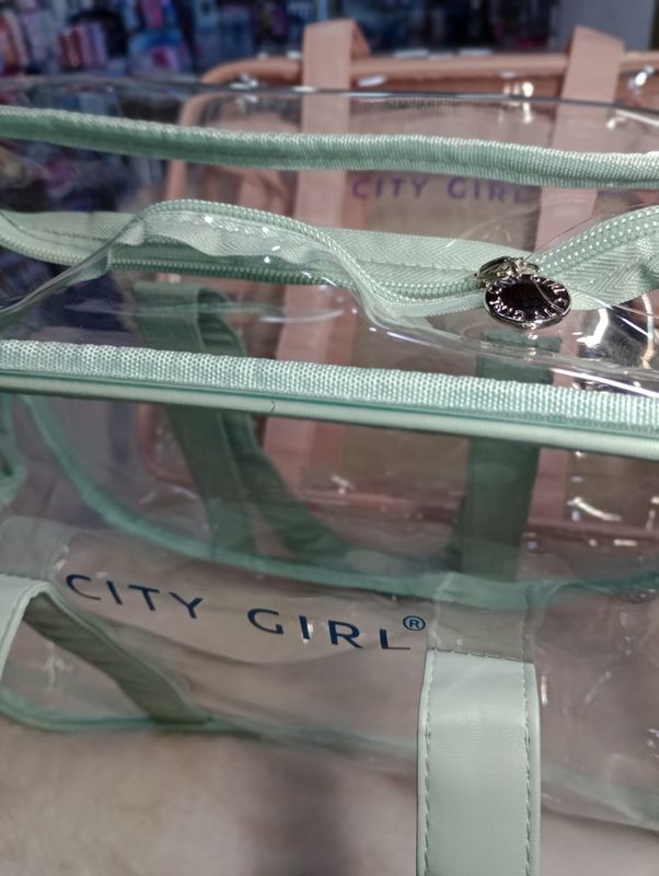 Neceser Transparente grande de City Girl