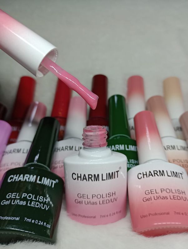 Esmaltes Charm Limit Aprobado