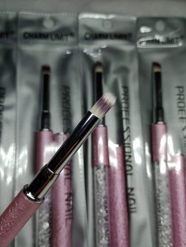 Pincel pata de cabra Charm Limit