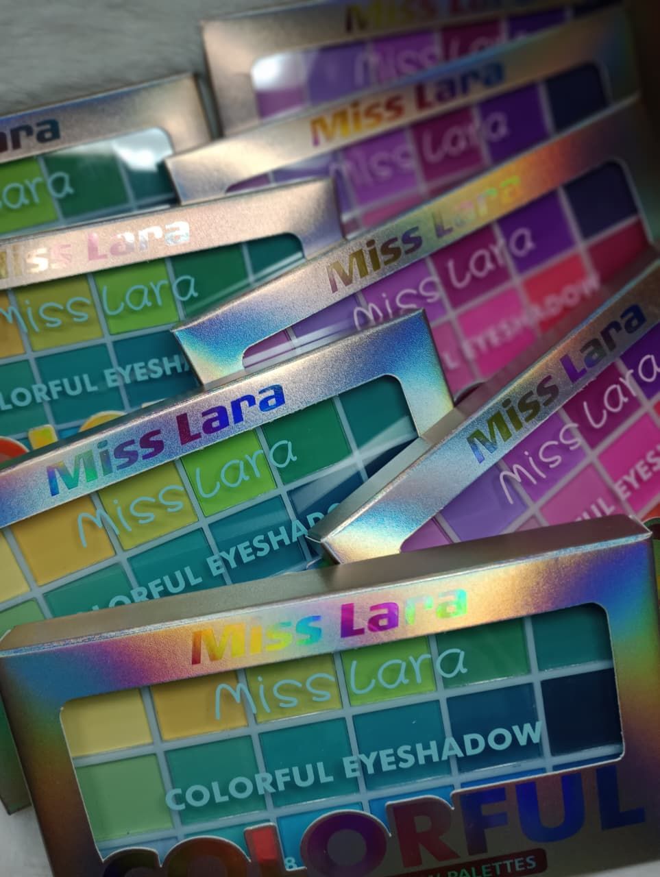 Paleta de Sombras ColorFul Miss LARA