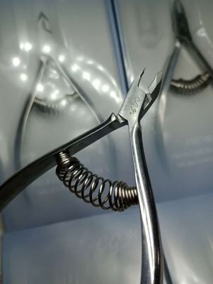 Alicate Corta Cutículas City Girl Premium