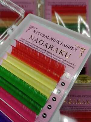 Pestañas Nagaraku de color