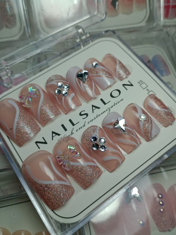 Caja de Set de Uñas Postizas Press On