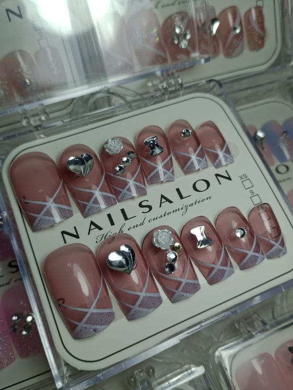 Caja de Set de Uñas Postizas Press On