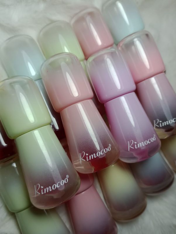 LipGloss con Color Rimocoo