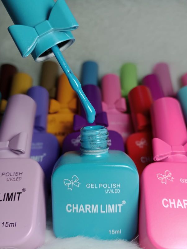 Esmaltes Semipermanente  de Charm Limit de Moño de 15ml