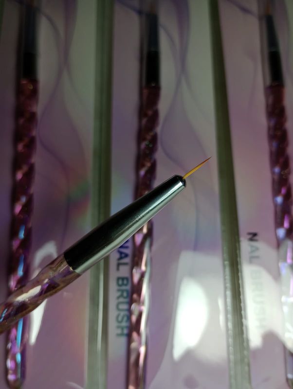 Pincel de Liner de Eloise