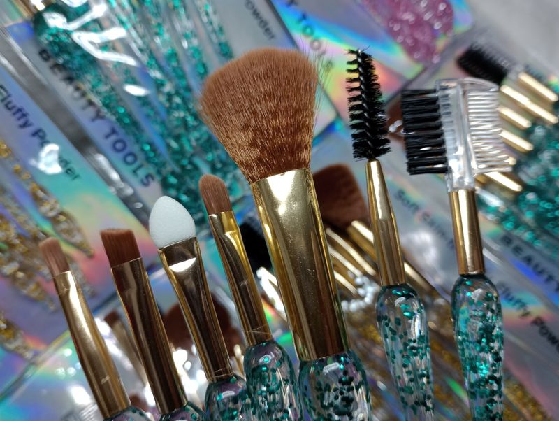 Set de Brochas con Glitter de Naez