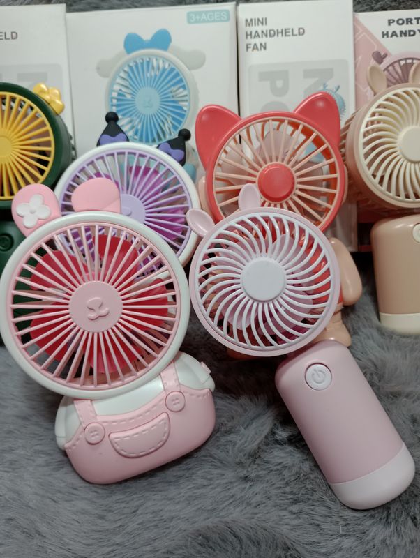 Ventilador Recargable con Diseños