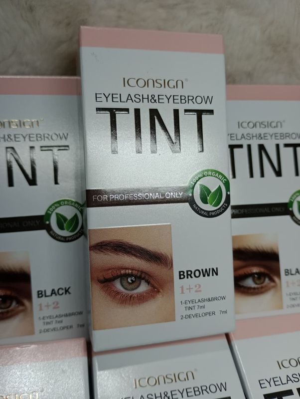 Tinte para pestañas y cejas Iconsign