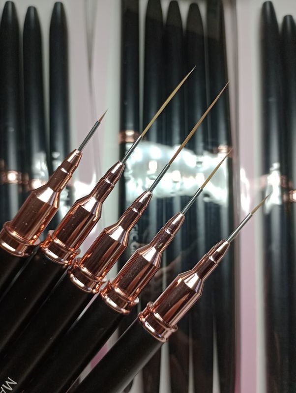 Pincel Liner Madera Negros /Dorados Estilizados x 5u