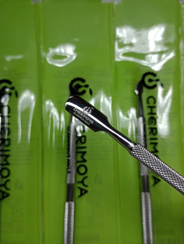 Repujador de Metal de Cherimoya