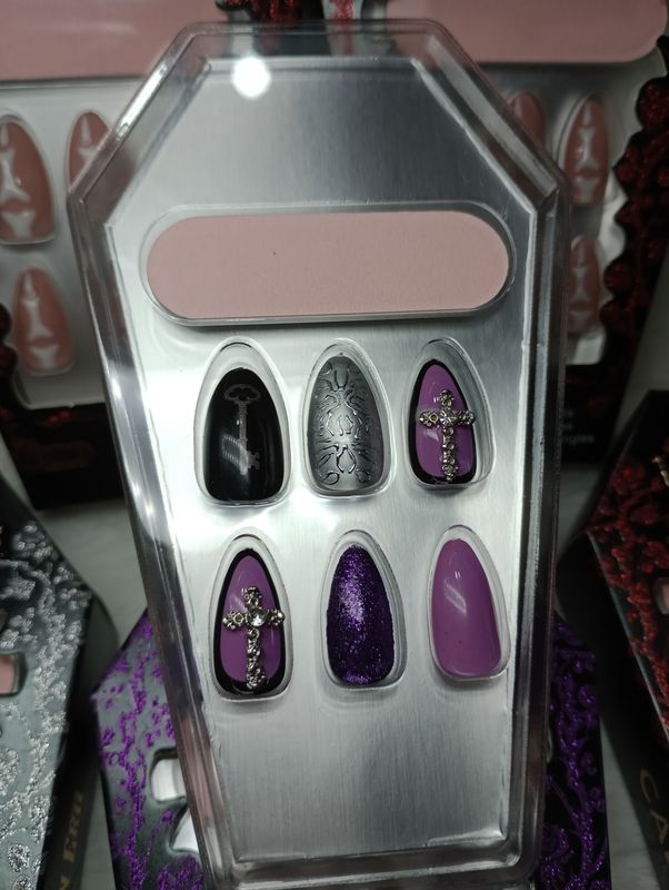 Set de Uñas Goticas de 24pcs