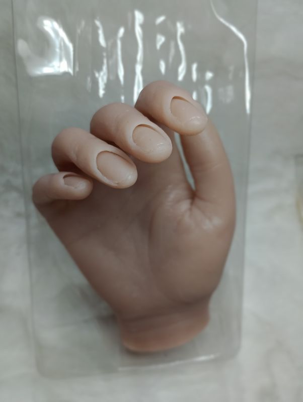 Mano Articulada de Practica