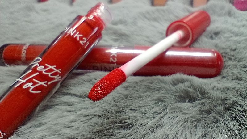 Labial Matte Pretty Hot LipGloss Pink21