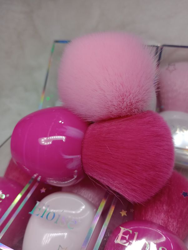 Brocha Grande para Retirar Polvo de Eloise