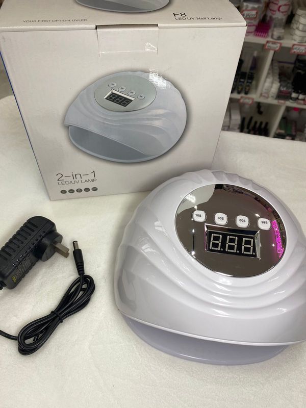 Cabina F8 86W