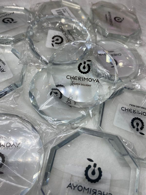 Paleta para Pegamento de Pestañas Cheri