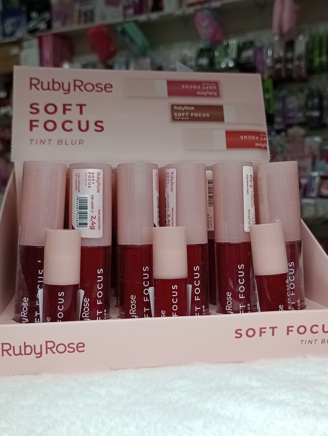 Tinta Labial Cremosa de Ruby Rose