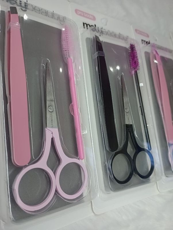 Set de Cejas, Tijera Pinzita y Cepilliro