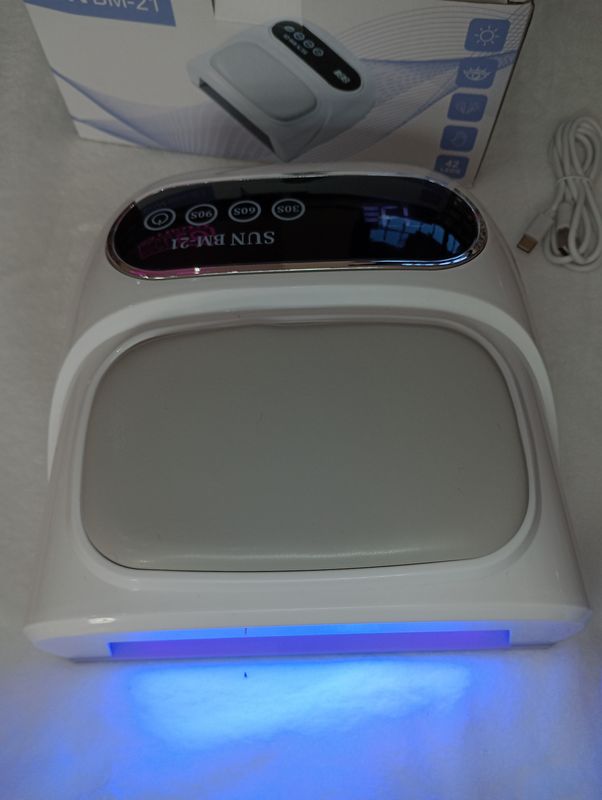 Cabina Uv/Led Eloise 86Watts Inalambrica con Apoya Manos