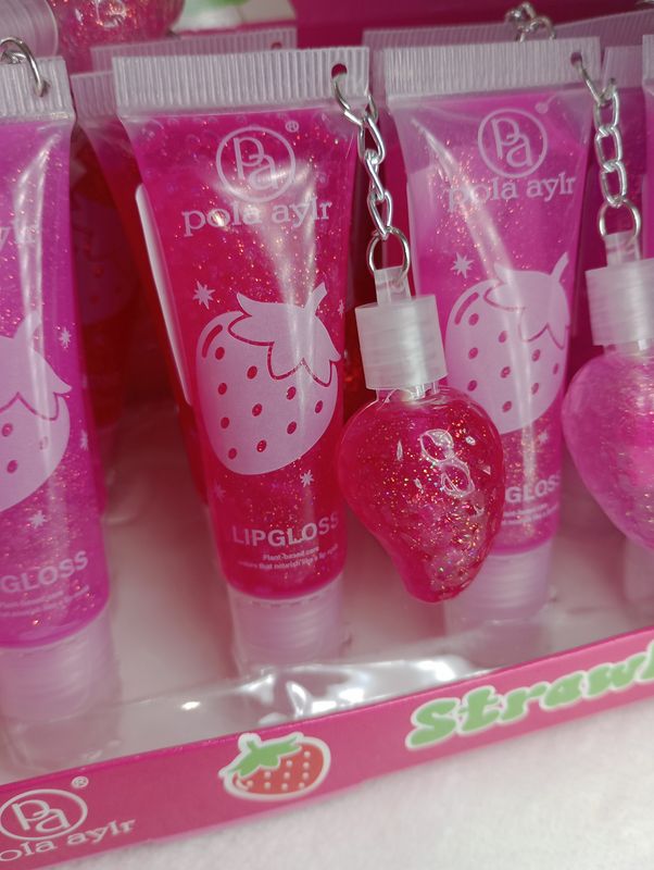 Lipgloss Frutilla con LLaverito PolyAylr