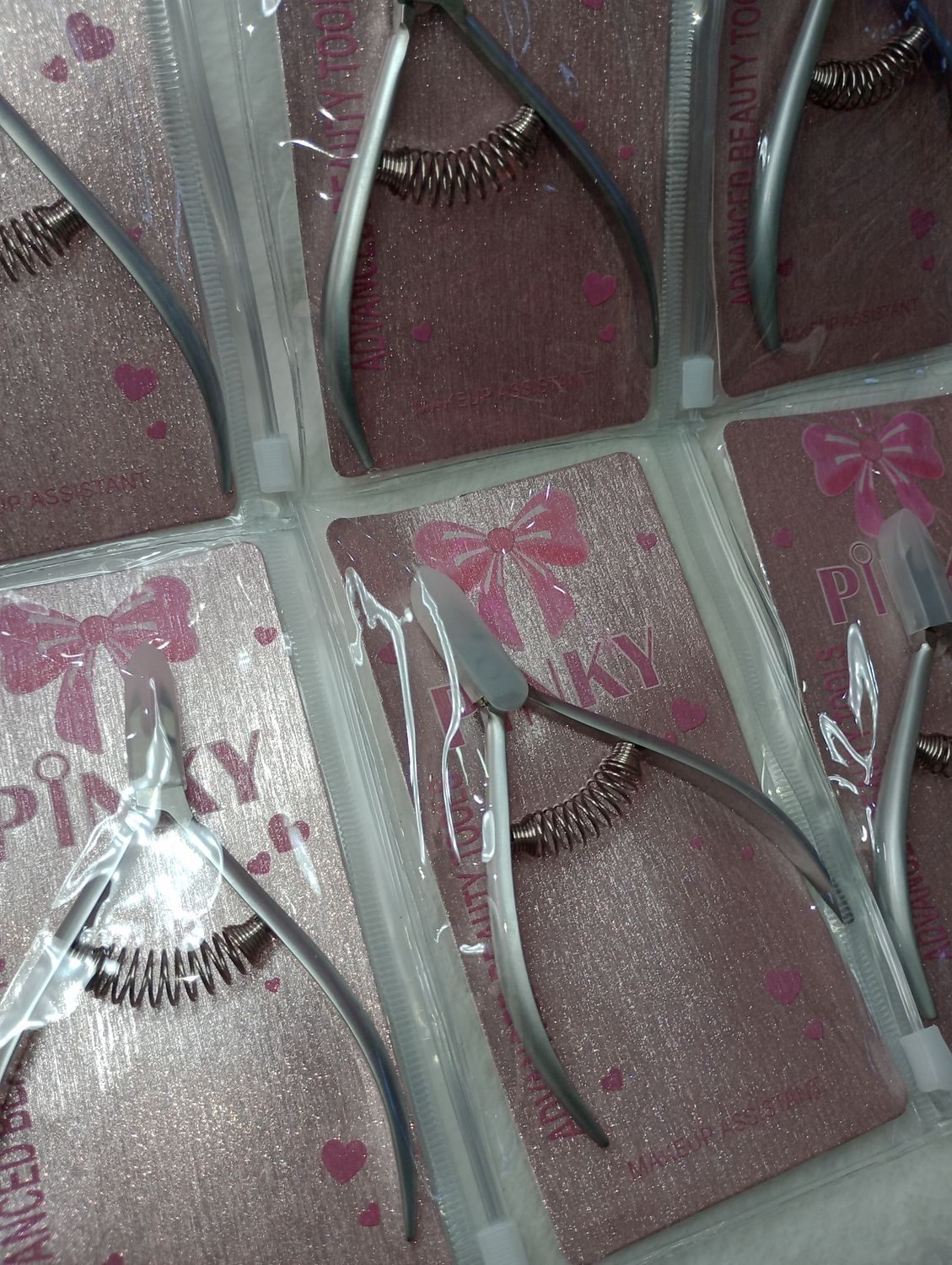 Alicate Corta Cuticulas con Resorte Pinky