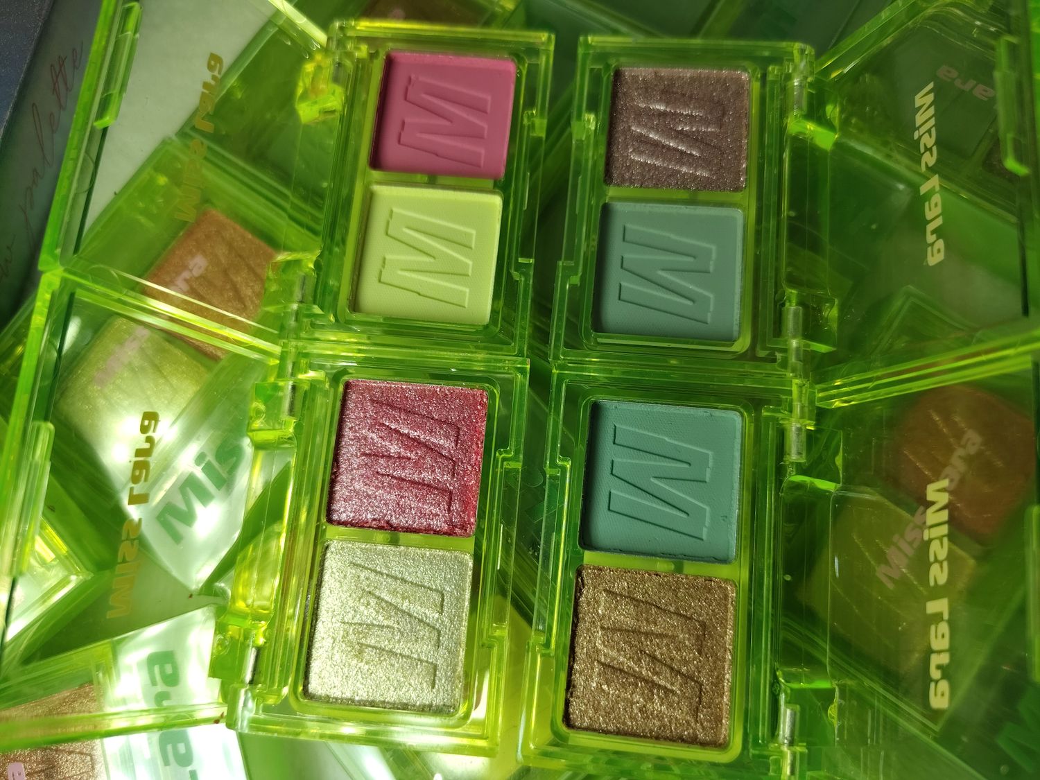 Paleta de Sombras x2 de Miss Lara