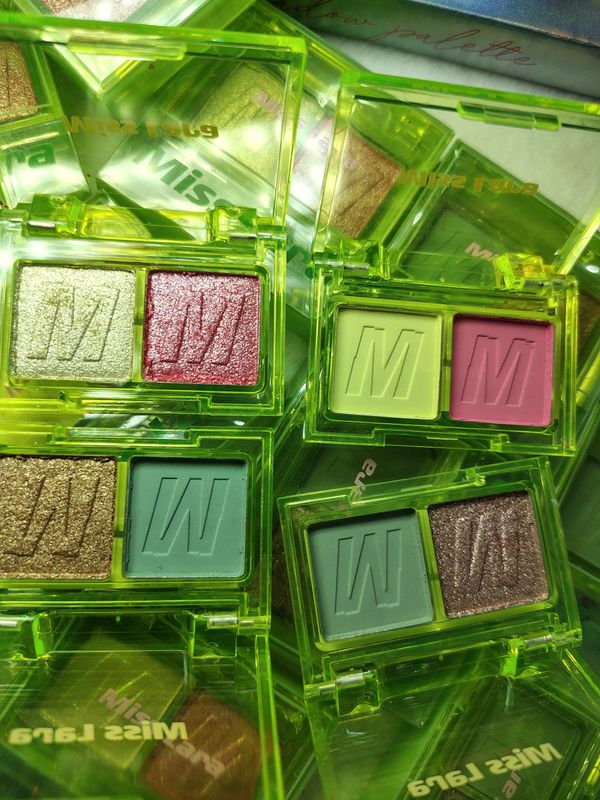 Paleta de Sombras x2 de Miss Lara