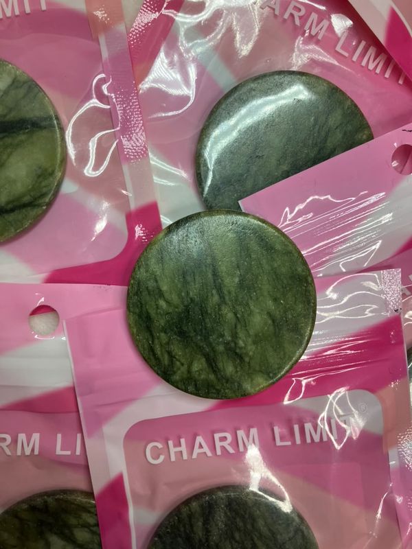 Piedra de jade Charm Limit
