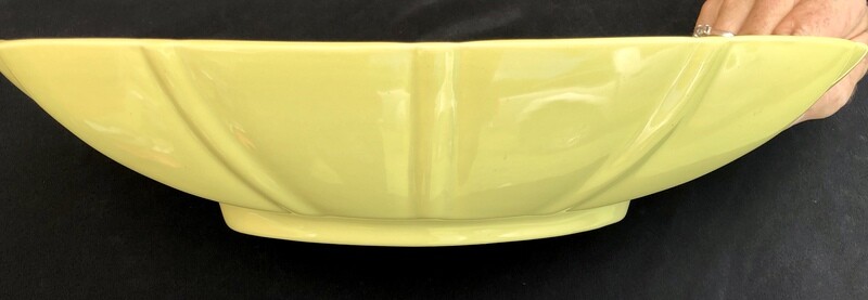 Rare Vintage Bauer Rectangular Serving Bowl. Chartreuse-Bauer California 1949-1961