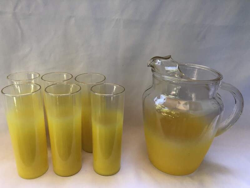 Mid Century Blendo Pitcher and 6 Glasses in Bright Yellow