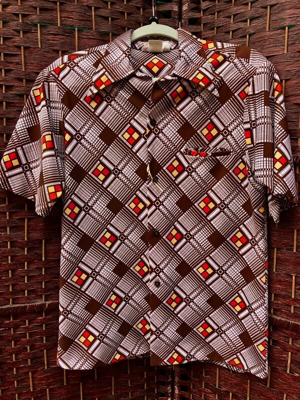 Rare Holo-Holo made in Hawaii Vintage Aloha Shirt- Med.