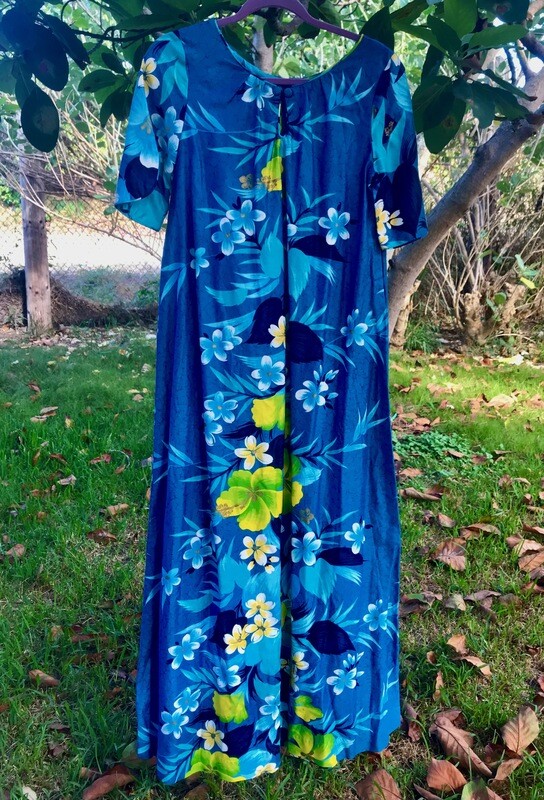 1960s Vintage Full Length Muumuu.  Size 10