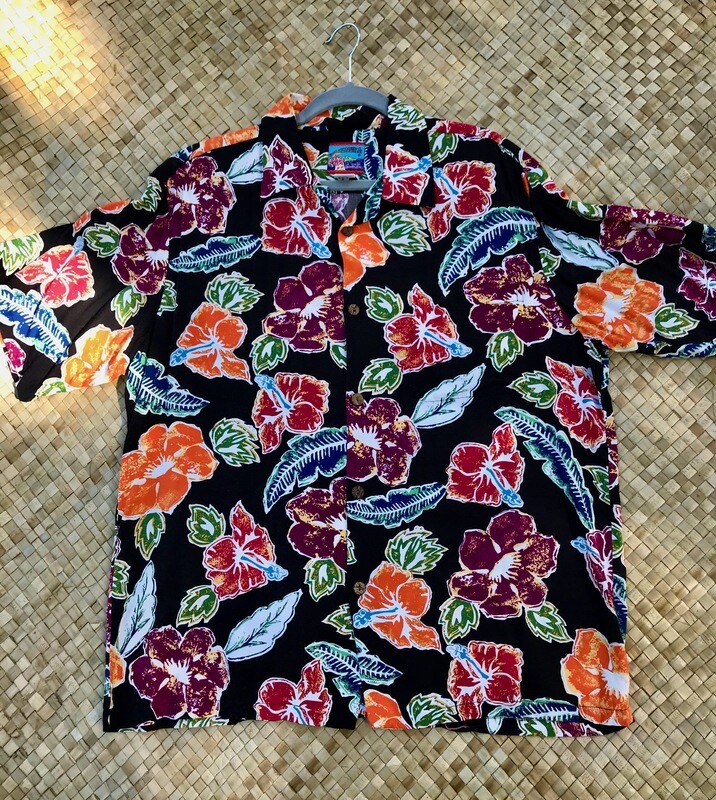 Joe Kealoha Reyn Spooner Hibiscus covered Aloha shirt - size LG.