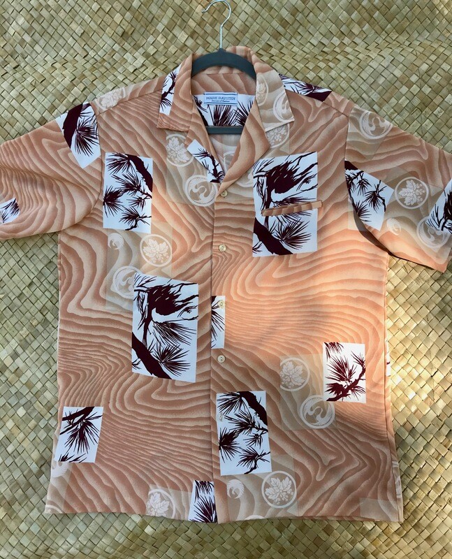 1970s Mark Raysten, division of Malihini Aloha Shirt - size LG.